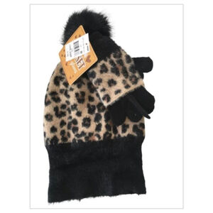 Women’s hat and mittens one size set